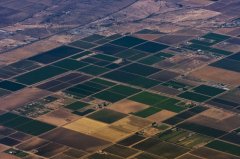 互聯(lián)網(wǎng)+農(nóng)業(yè)時(shí)代，灌溉、施肥自動(dòng)化